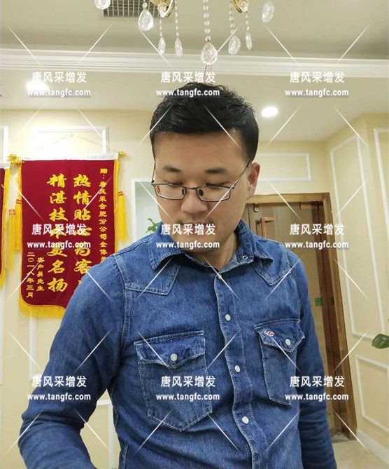 一個(gè)人越是在意的地方，越是令他感到自卑的地方！