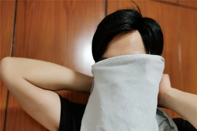 低端假發(fā) \